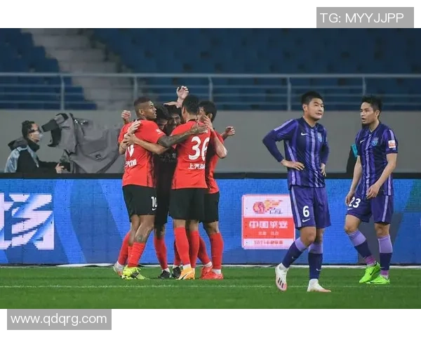 上海嘉定城发迎战天津队全力争胜展现球队实力与斗志