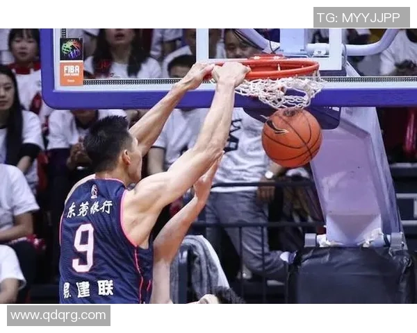 任骏飞带领球队再创辉煌展现领袖风范与拼搏精神的篮球之路